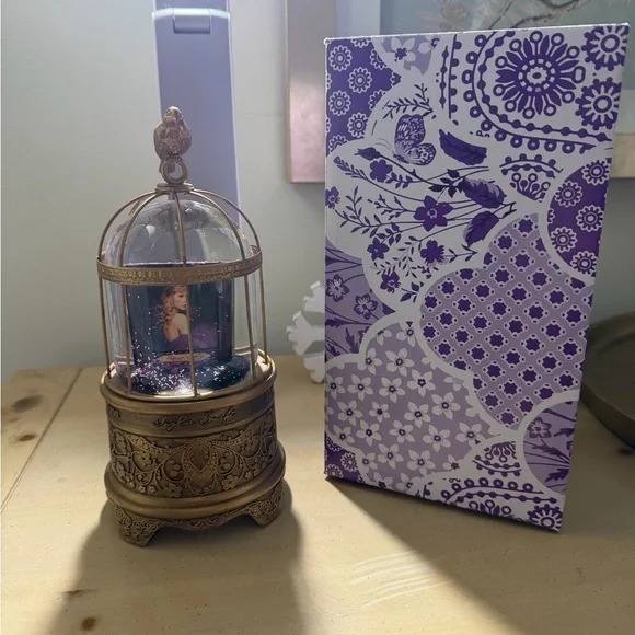 Taylor Swift Gold and Purple Decorative Snow Globe - Picture 1 of 3